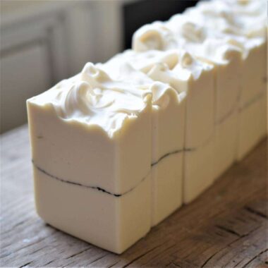 Handmade organic soap for whitening and oil control