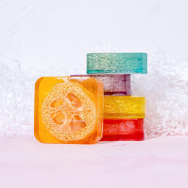 Handmade moisturizing whitening soap base factory