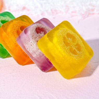 Handmade moisturizing whitening soap base factory