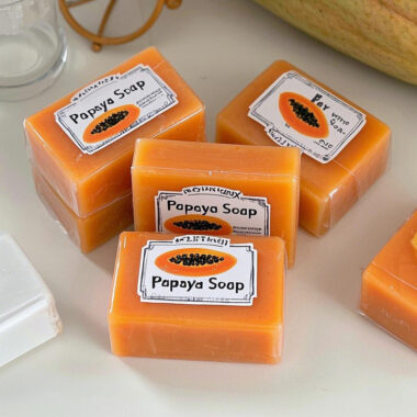 Wholesale organic papaya bar soap for brightening
