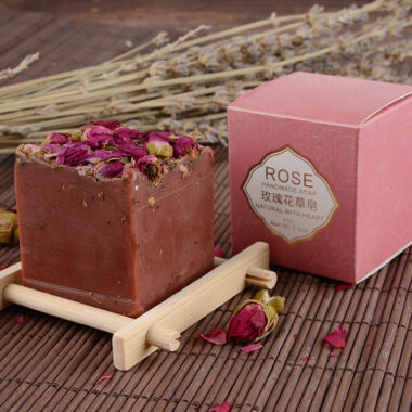 Custom natural organic soap for whitening and acne