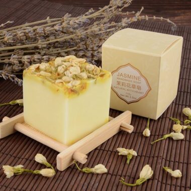 Custom natural organic soap for whitening and acne