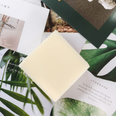 Natural whitening deep cleansing soap base factory