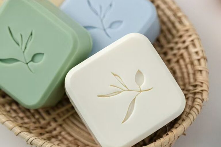 Creative Handmade Essential Oil Bar Soap for Facial Cleansing (4) Creative essential oil handmade facial bar soap for skincare