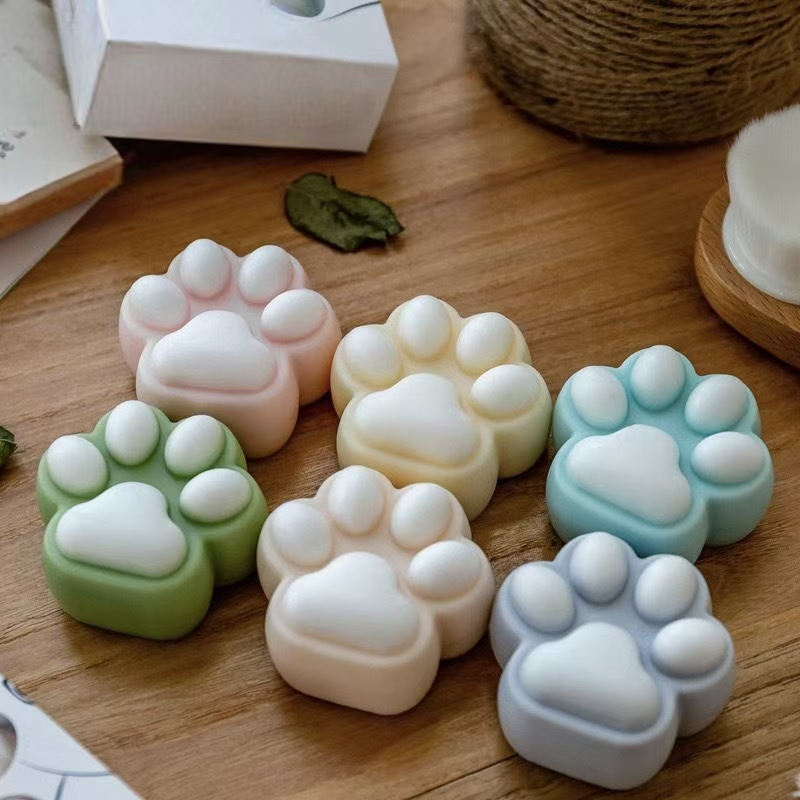 Creative handmade cat paw facial bar soap for skincare brands