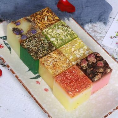Natural floral handmade bar soap for oil control and skincare
