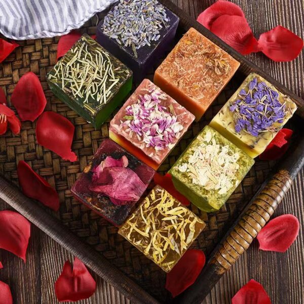 Natural floral handmade bar soap for oil control and skincare