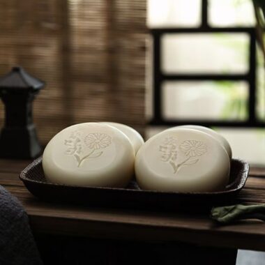 Cold process handmade facial skincare bar soap