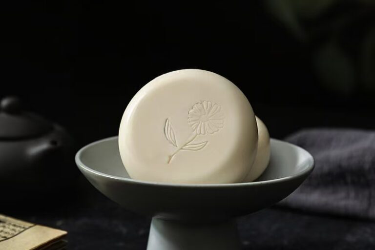 Natural Cold Process Facial Bar Soap for Skincare (3) Cold process handmade facial skincare bar soap